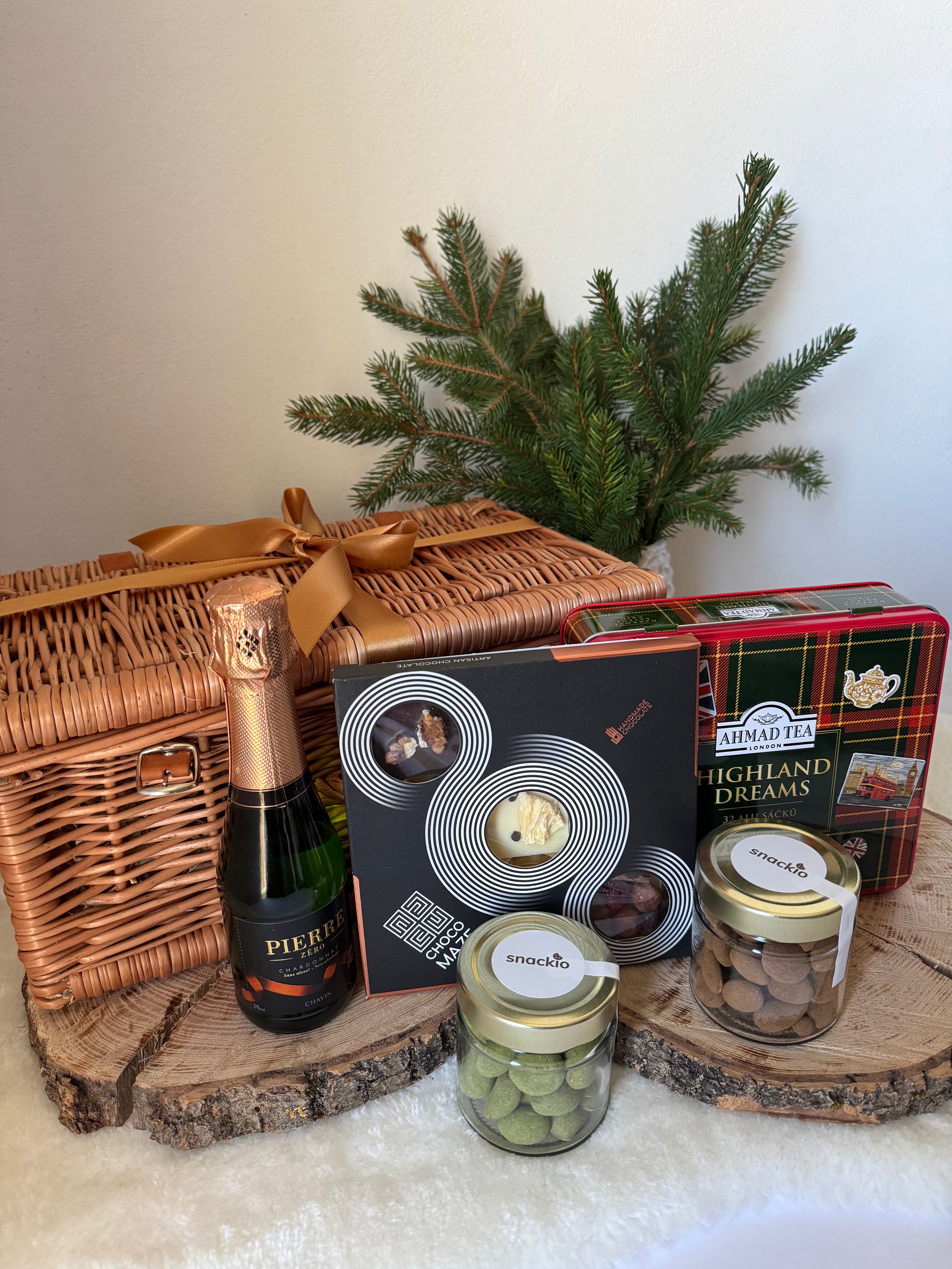 Geschenkkorb M - Tee und Schokolade